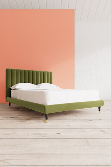 Swoon Easy Velvet Fern Green Porlock Bed