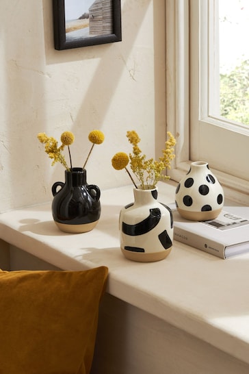 Set of 3 Black/Cream Global Mini Ceramic Flower Vases