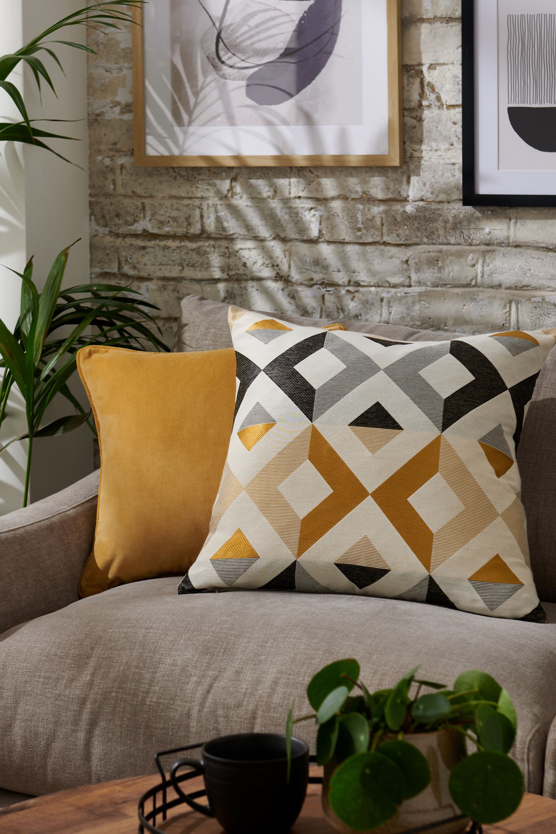 Grey 50 x 50cm Bronx Diamond Geometric Cushion